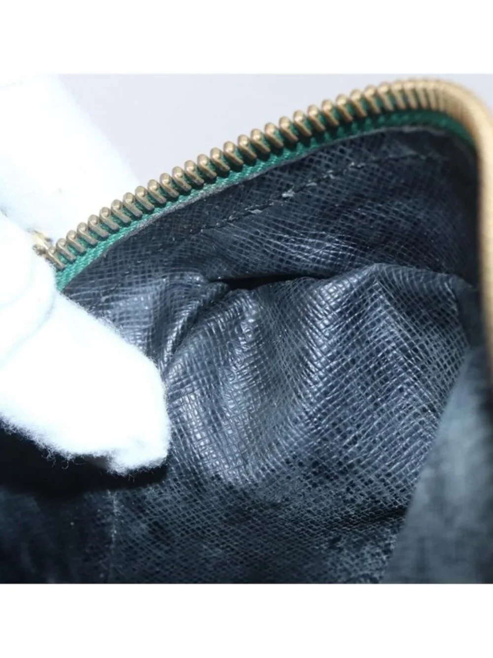 Louis Vuitton pre owned